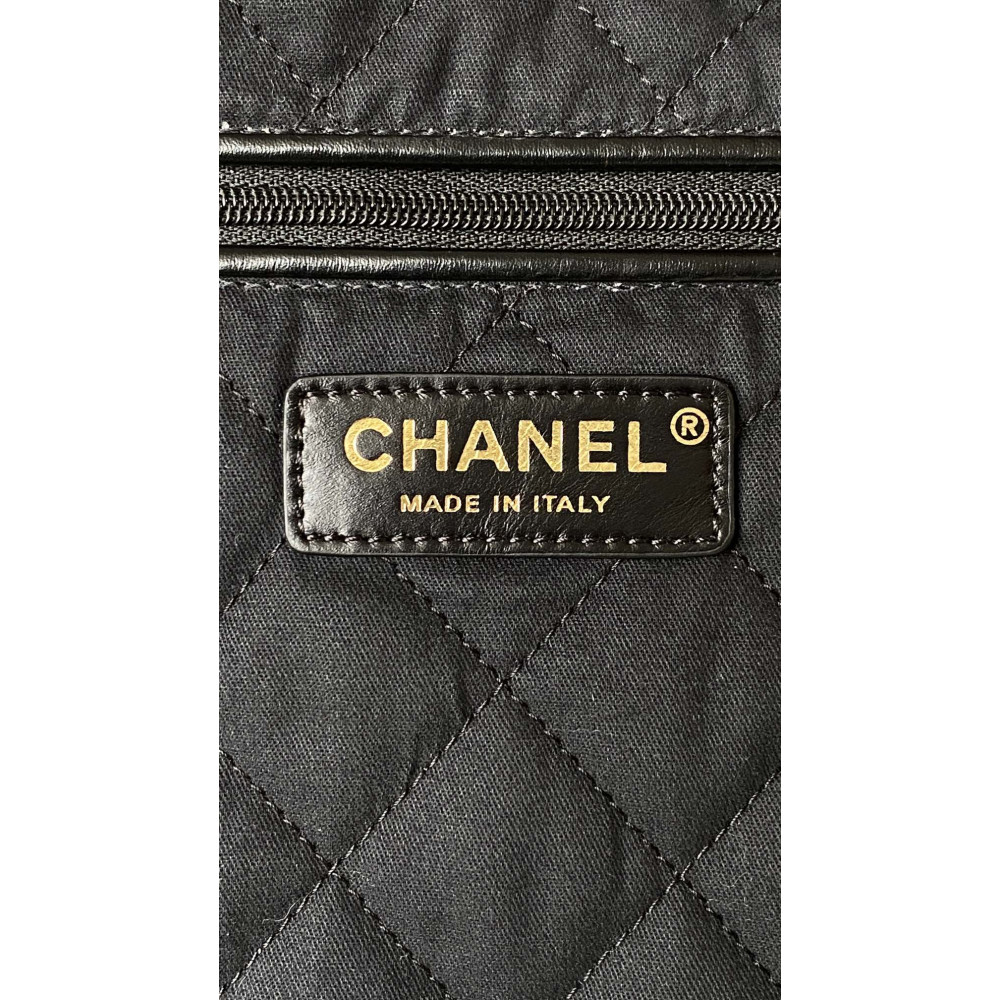 Chanel 23P small 22Bag backpack