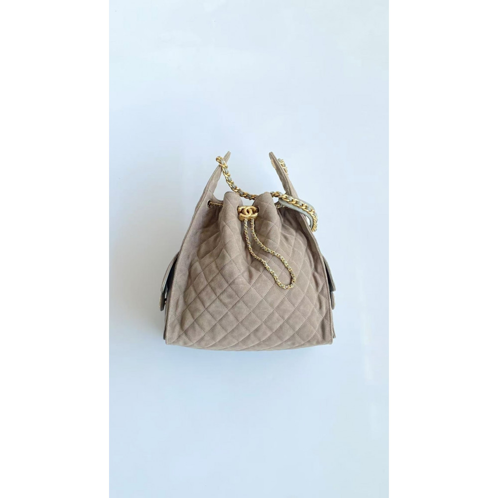 Chanel 25 Bag Medium Hobo Boho Bag!