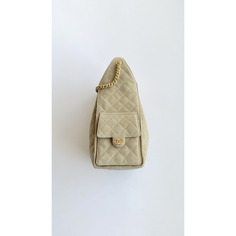 Chanel 25 Bag Medium Hobo Boho Bag!