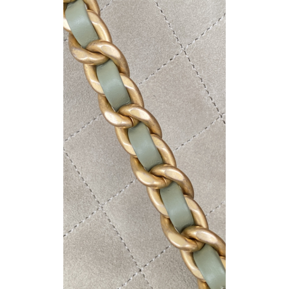 Chanel 25 Bag Medium Hobo Boho Bag!