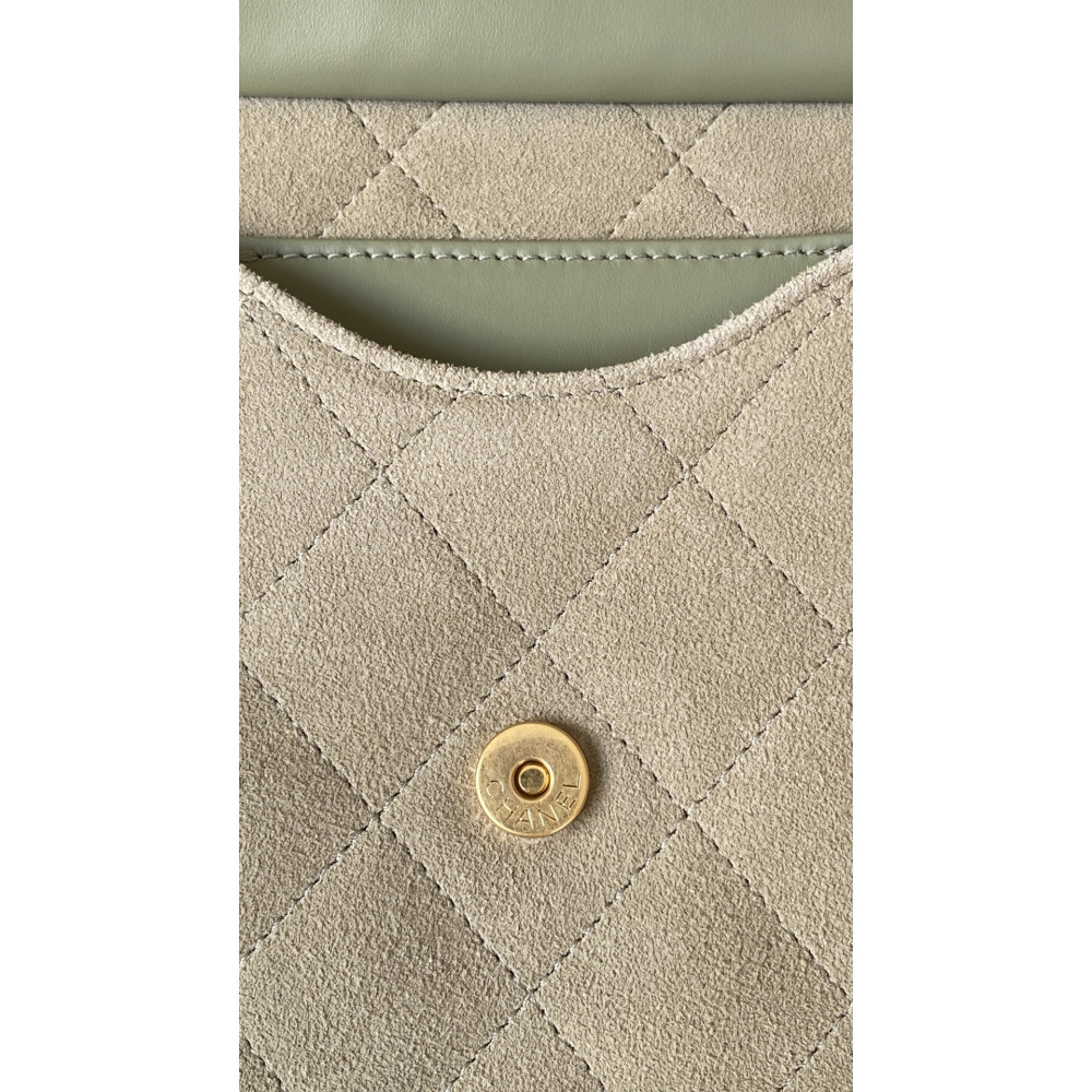 Chanel 25 Bag Medium Hobo Boho Bag!