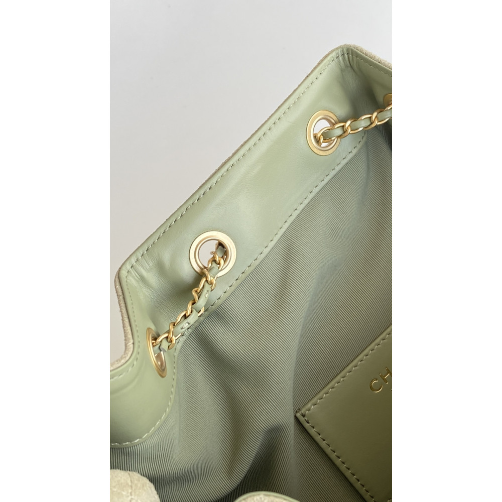 Chanel 25 Bag Medium Hobo Boho Bag!