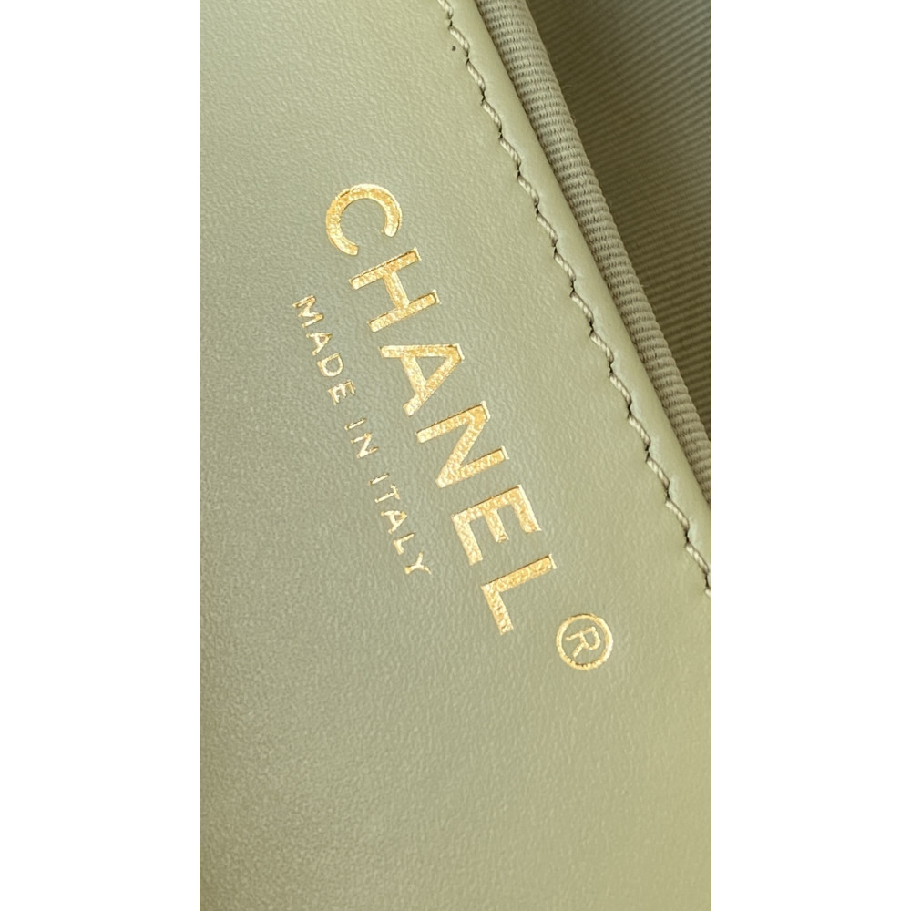 Chanel 25 Bag Medium Hobo Boho Bag!