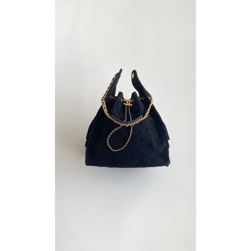 Chanel 25 Bag Medium Hobo Boho Bag!