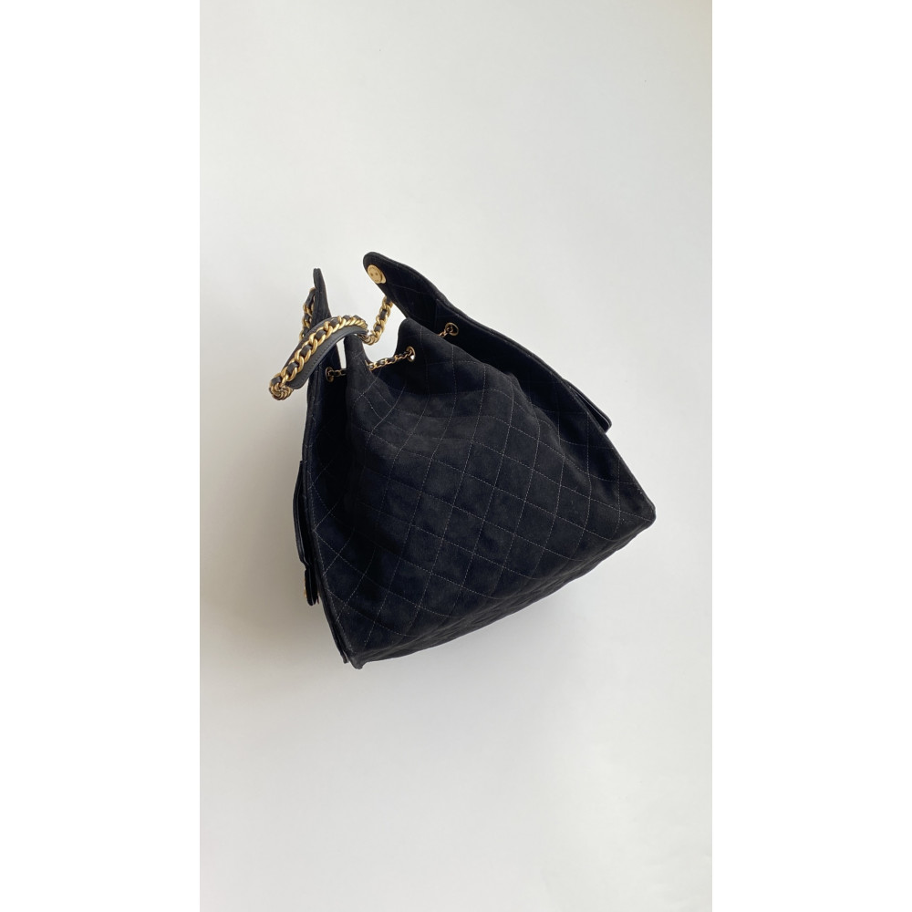 Chanel 25 Bag Medium Hobo Boho Bag!