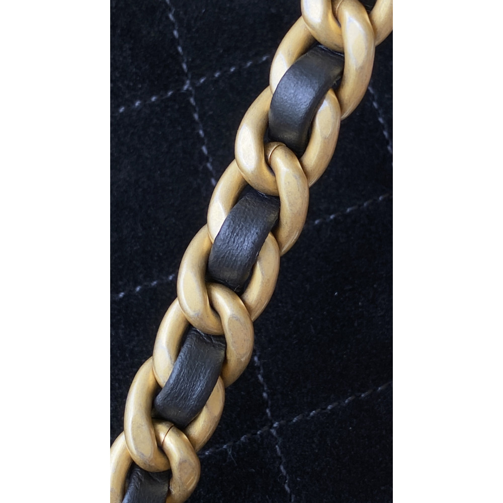 Chanel 25 Bag Medium Hobo Boho Bag!