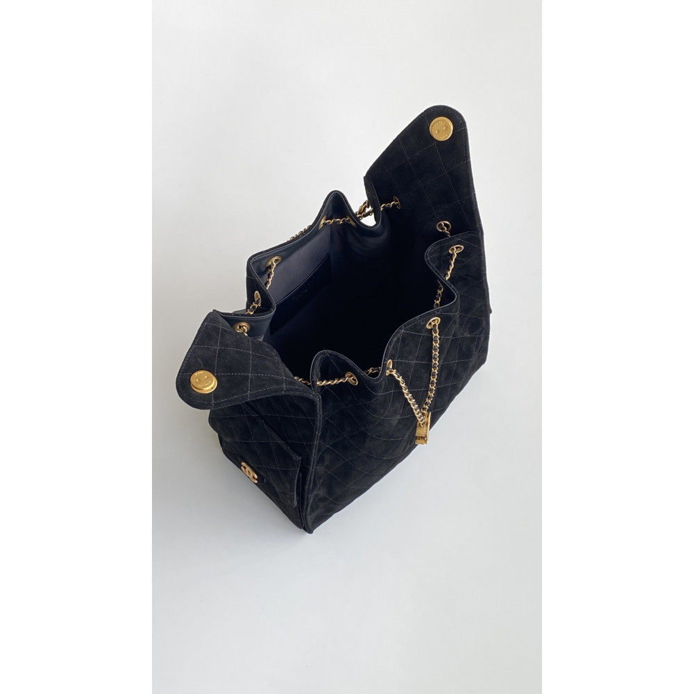 Chanel 25 Bag Medium Hobo Boho Bag!