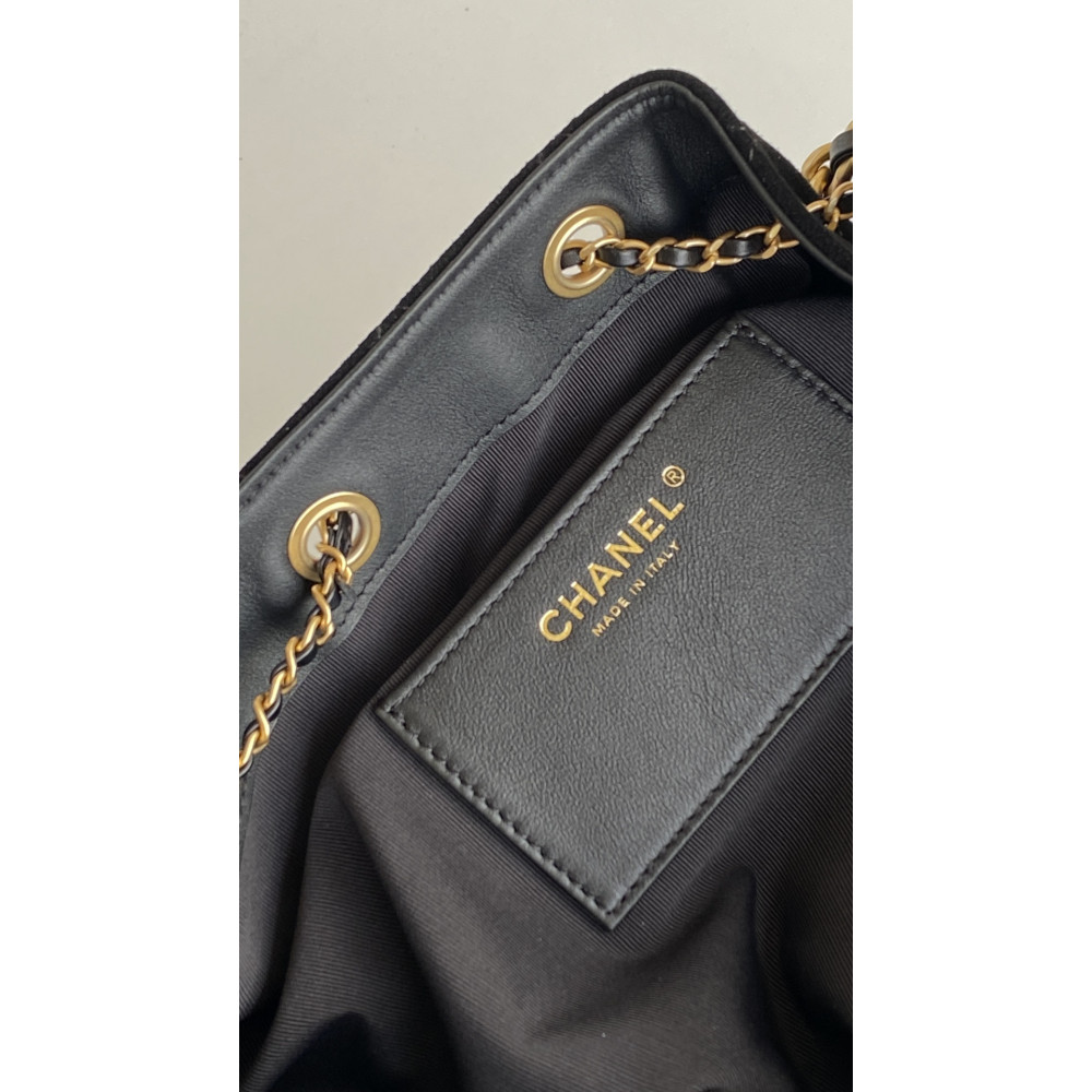 Chanel 25 Bag Medium Hobo Boho Bag!