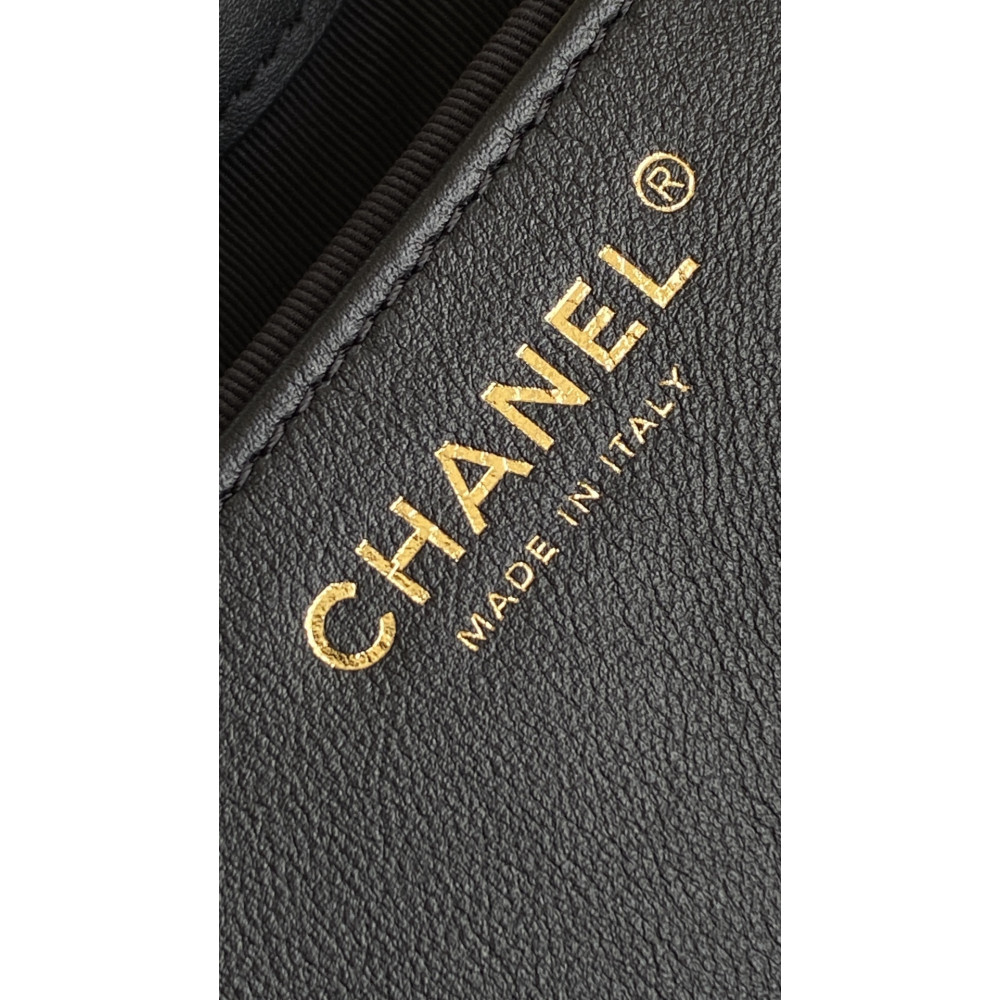 Chanel 25 Bag Medium Hobo Boho Bag!