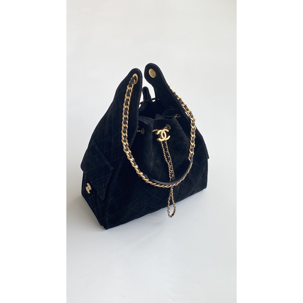 Chanel 25 Bag Medium Hobo Boho Bag!