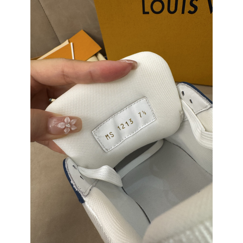 Louis Vuitton Trainer Classic Unisex Sneakers