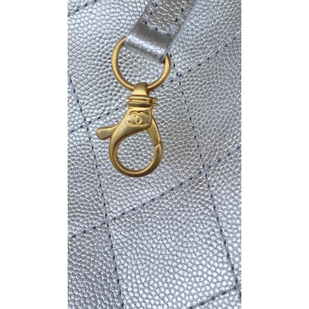 Chanel 25A Bag Medium Hobo Boho Bag!