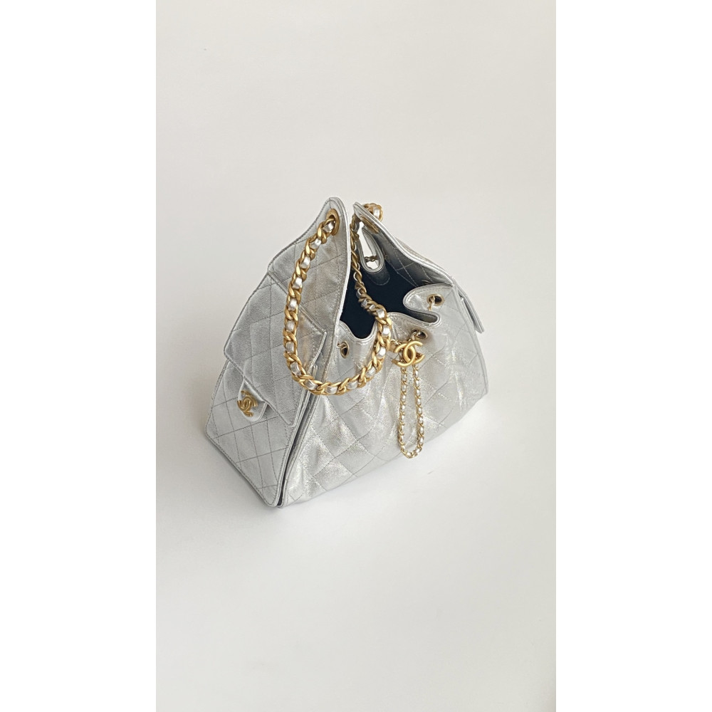 Chanel 25 Bag Small Hobo Boho Bag!