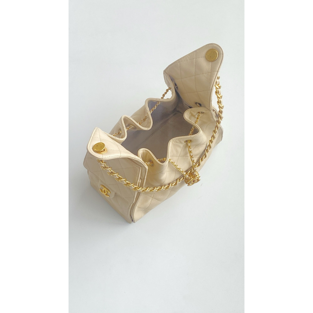 Chanel 25 Bag Small Hobo Boho Bag!