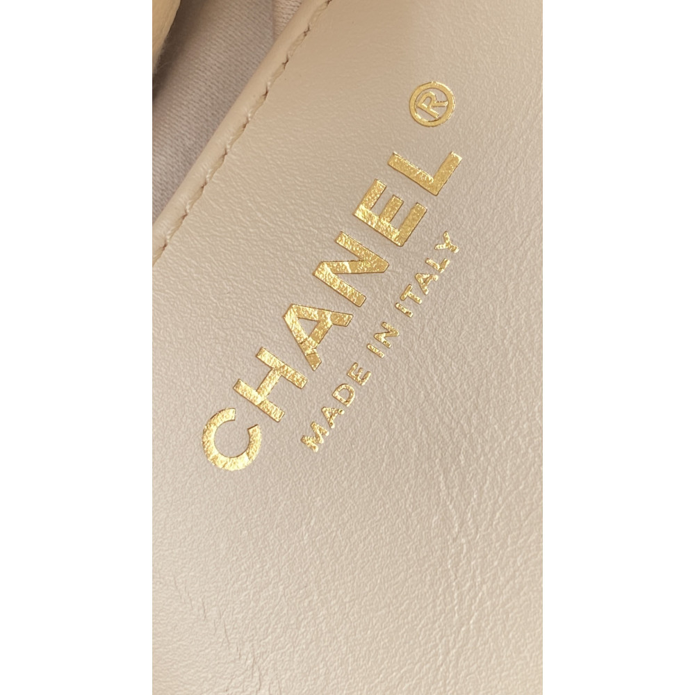 Chanel 25 Bag Small Hobo Boho Bag!