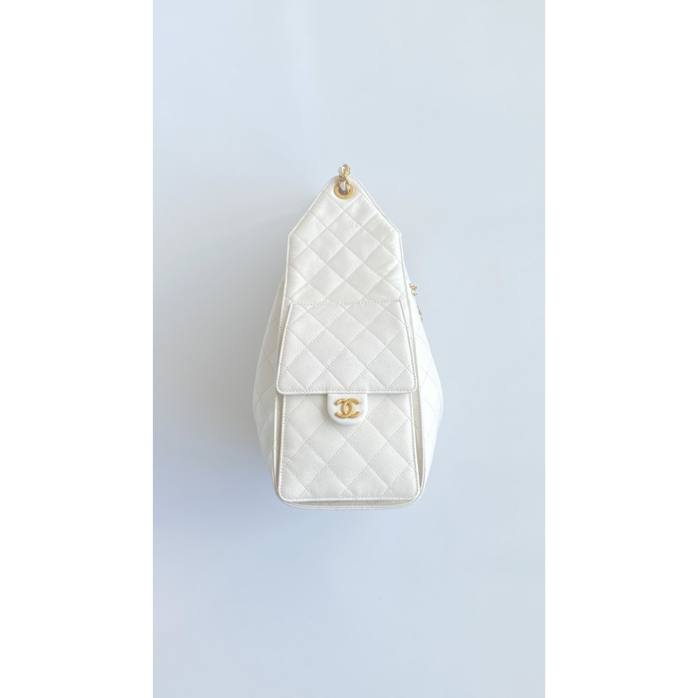 Chanel 25A Bag Medium Hobo Boho Bag!