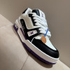 Louis Vuitton Trainer Classic Unisex Sneakers