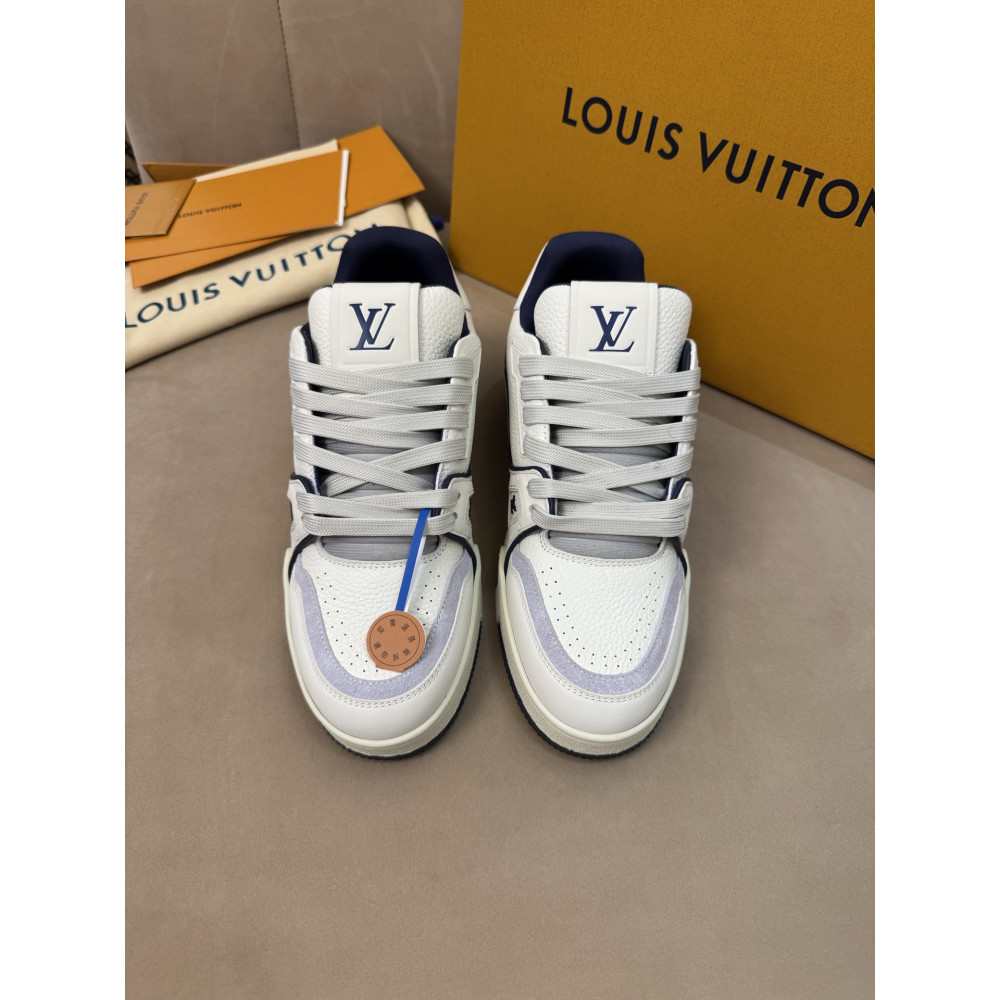Louis Vuitton Trainer Classic Unisex Sneakers