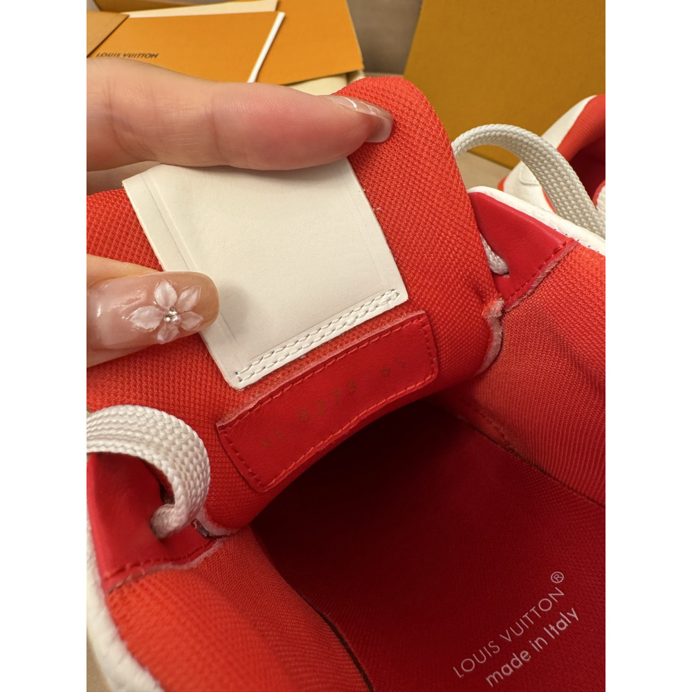 Louis Vuitton Trainer Classic Unisex Sneakers