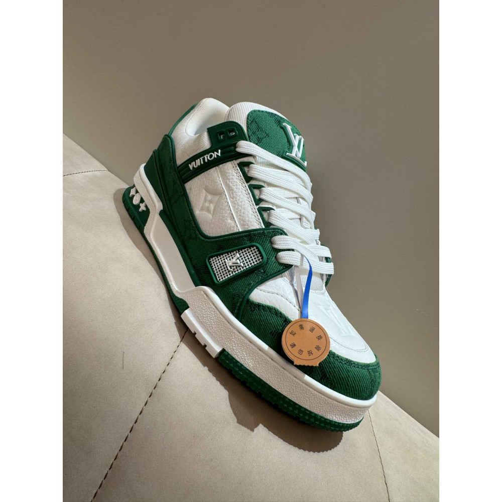 Louis Vuitton Trainer Classic Unisex Sneakers