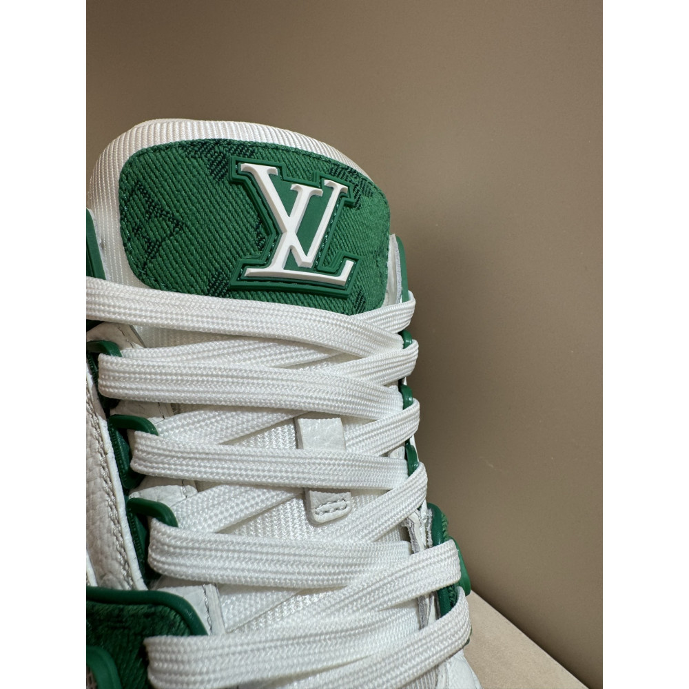 Louis Vuitton Trainer Classic Unisex Sneakers