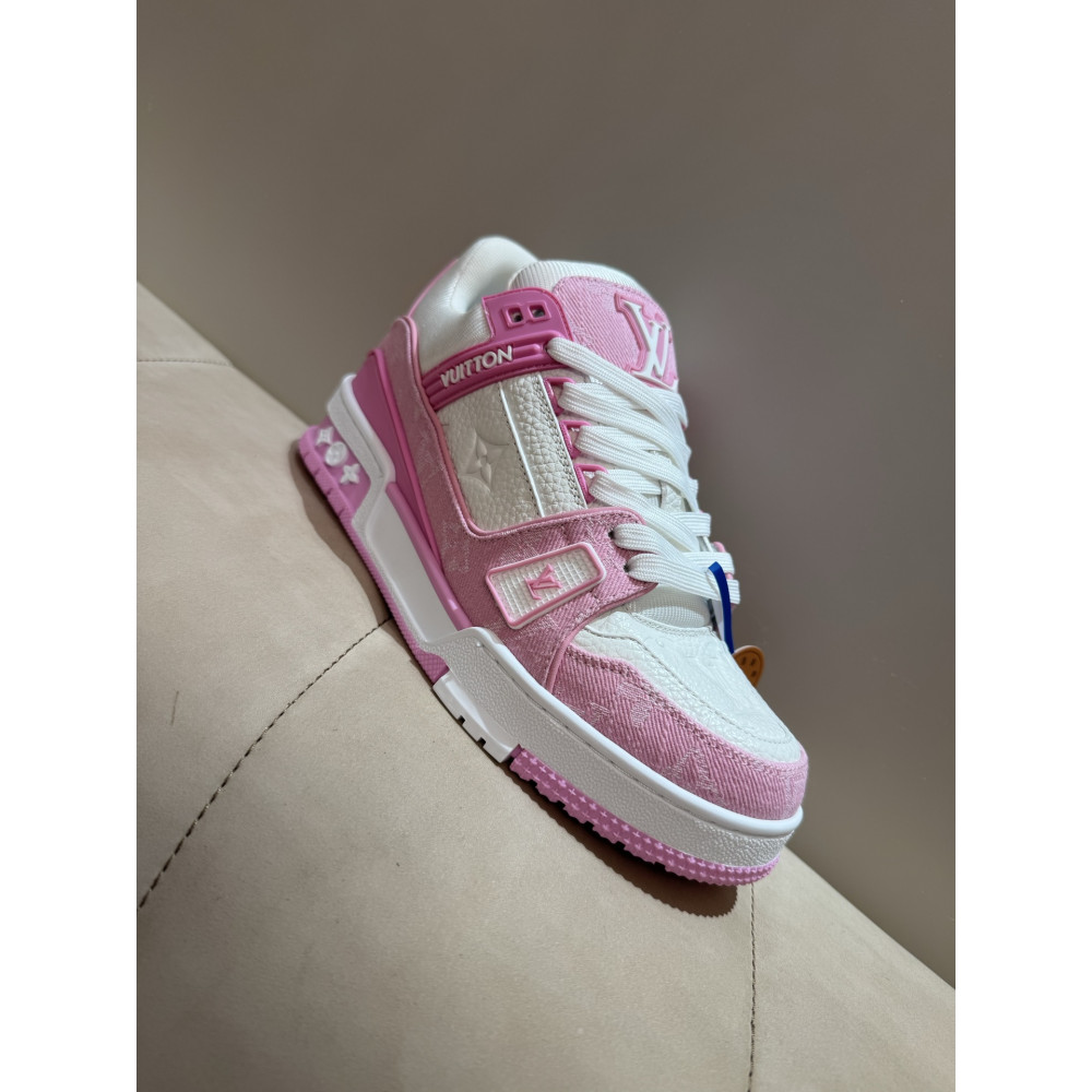 Louis Vuitton Trainer Classic Unisex Sneakers