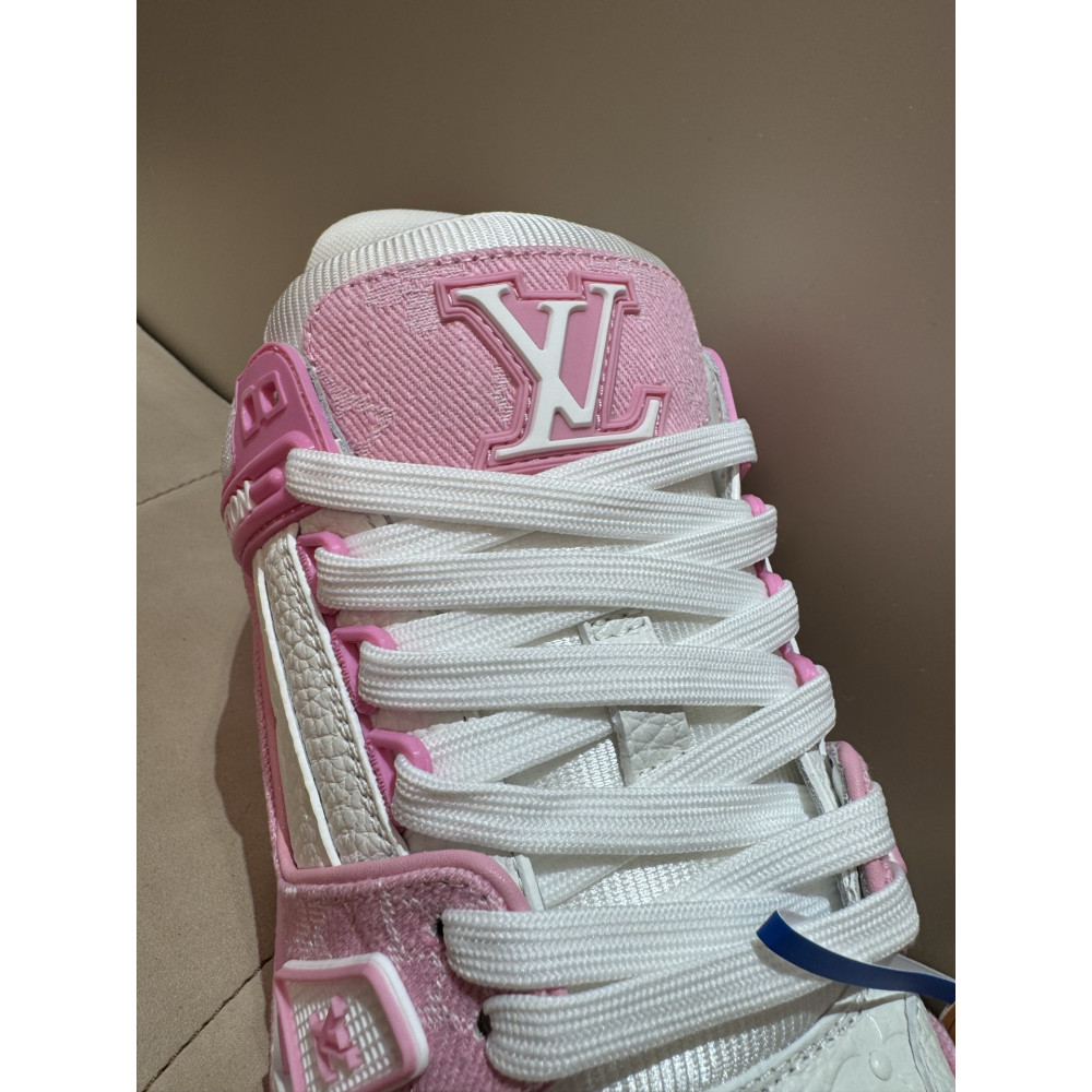 Louis Vuitton Trainer Classic Unisex Sneakers