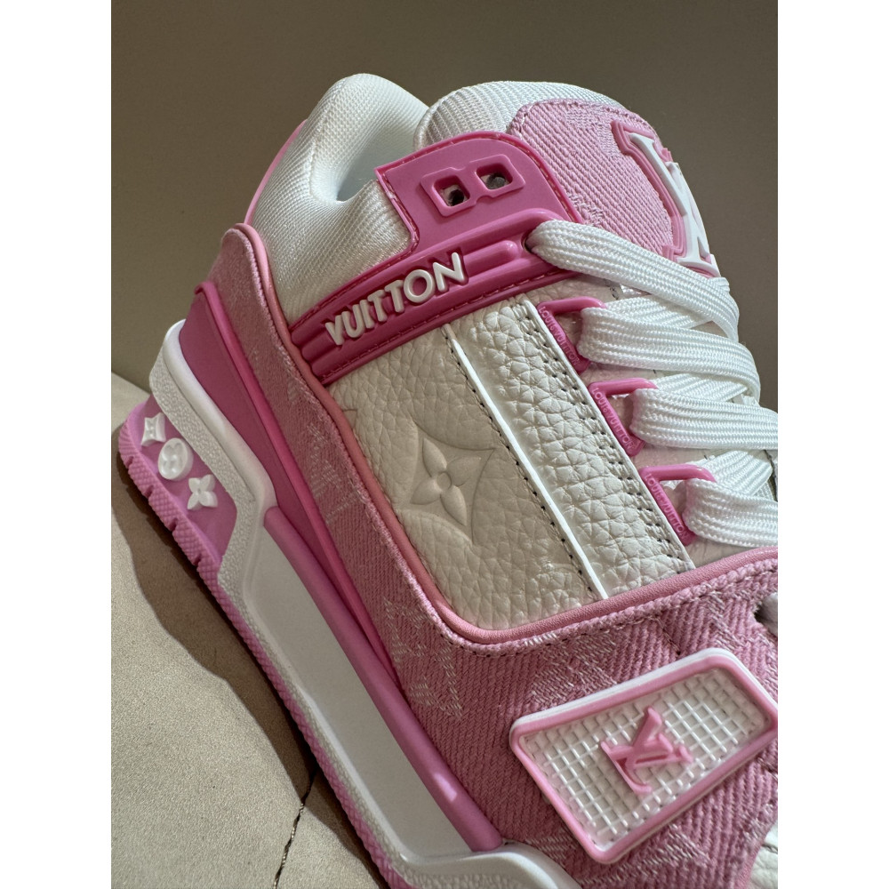 Louis Vuitton Trainer Classic Unisex Sneakers