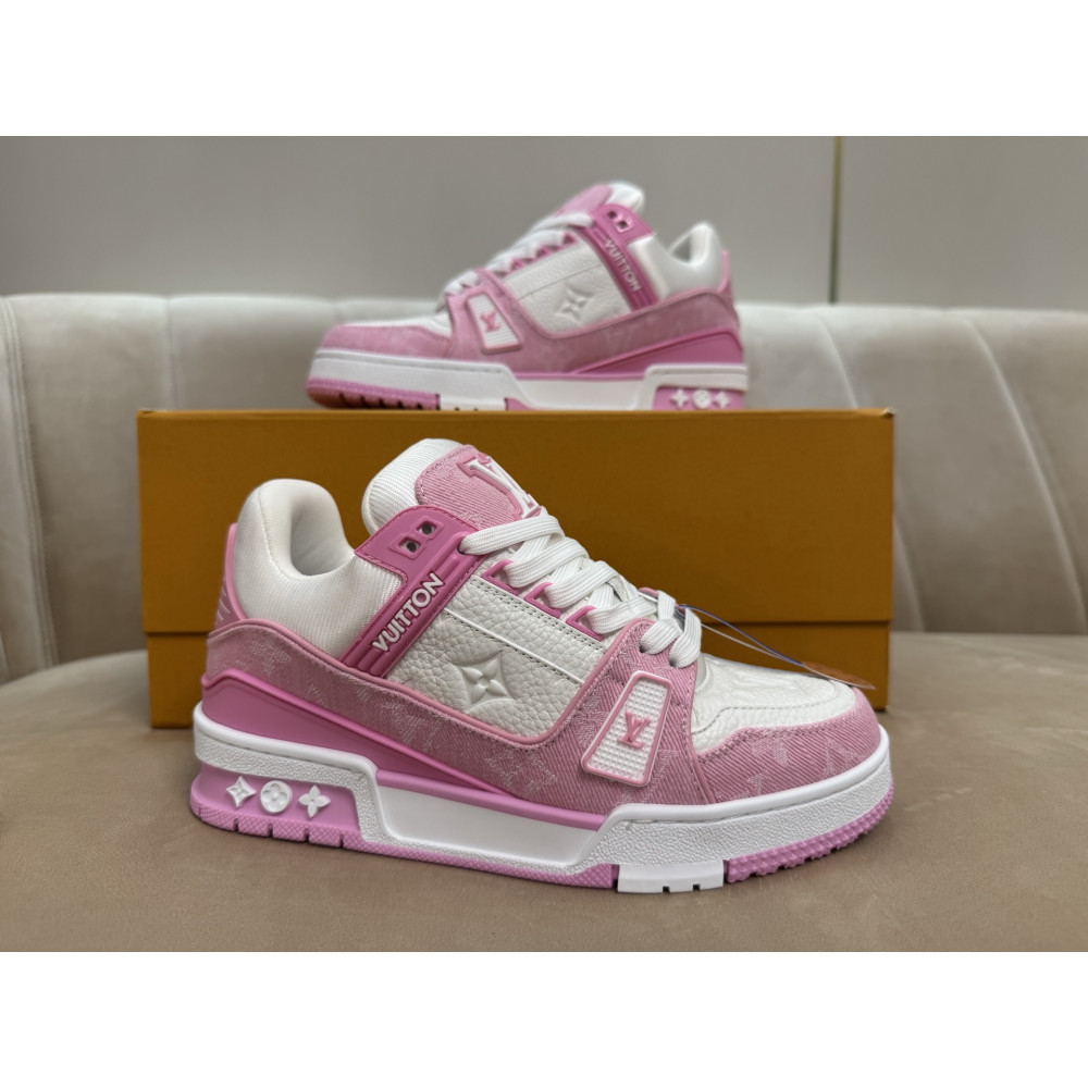 Louis Vuitton Trainer Classic Unisex Sneakers