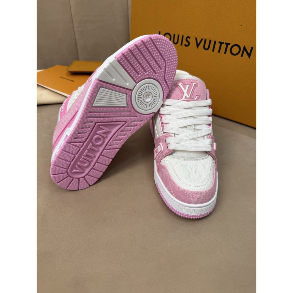 Louis Vuitton Trainer Classic Unisex Sneakers