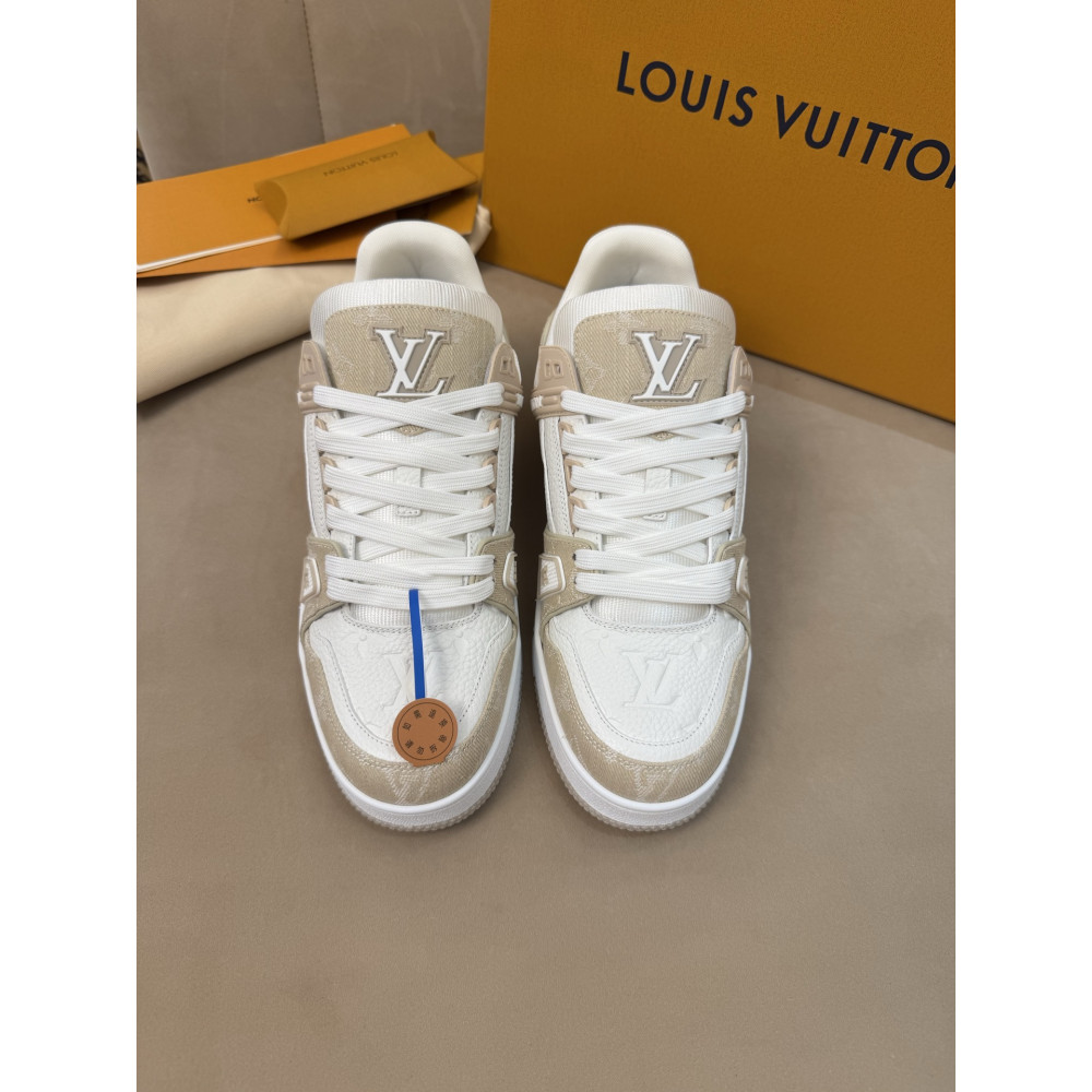 Louis Vuitton Trainer Classic Unisex Sneakers