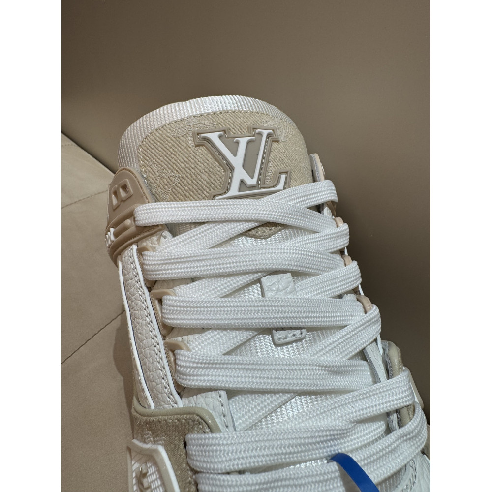 Louis Vuitton Trainer Classic Unisex Sneakers