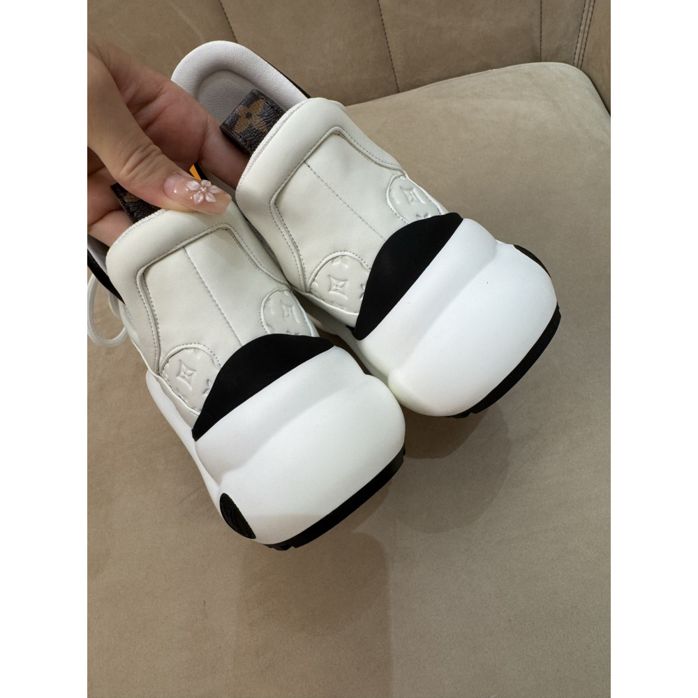 Louis Vuitton Archlight Women's Casual Sneakers!