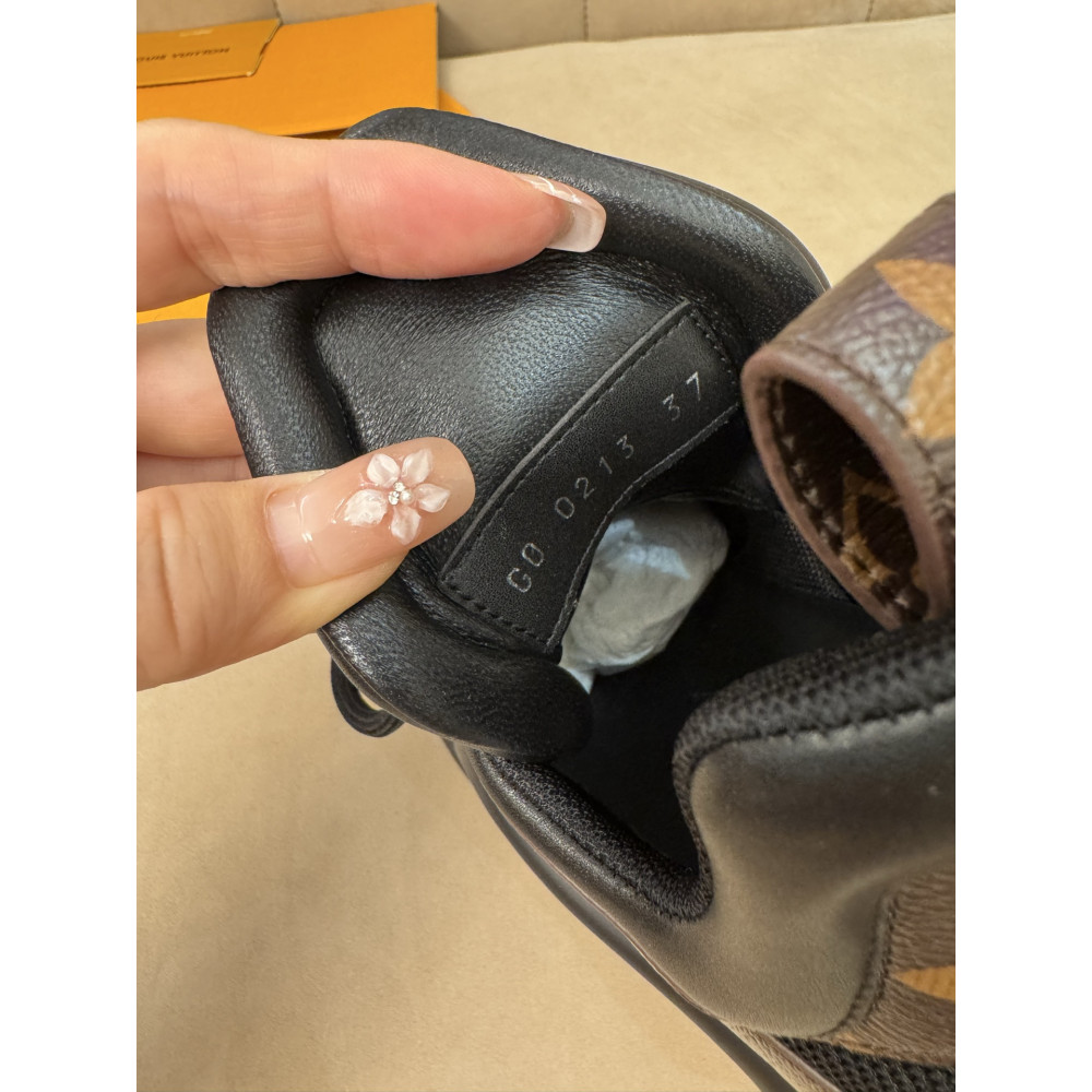 Louis Vuitton Archlight Women's Casual Sneakers!