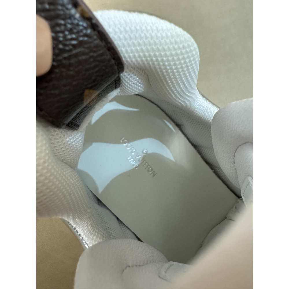 Louis Vuitton Archlight Women's Casual Sneakers!