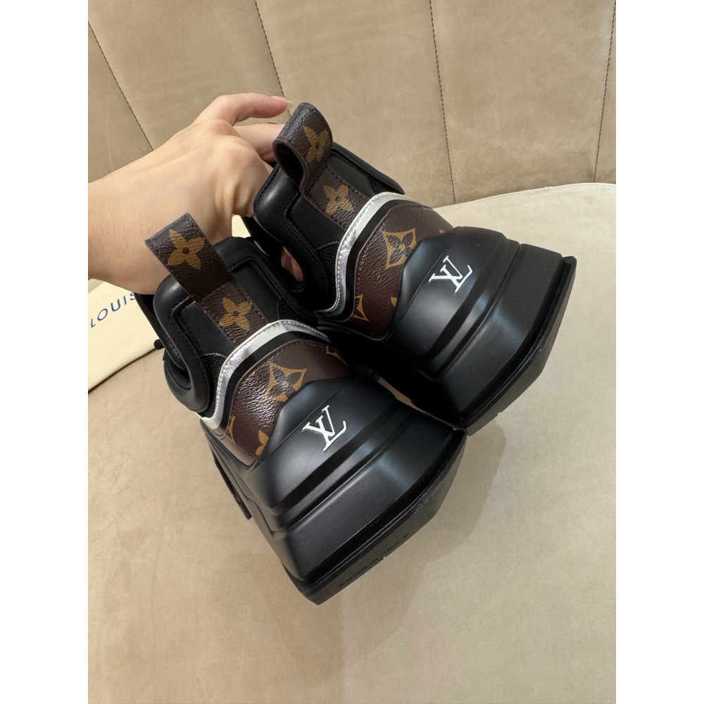 Louis Vuitton Archlight Chunky Dad Sneakers!