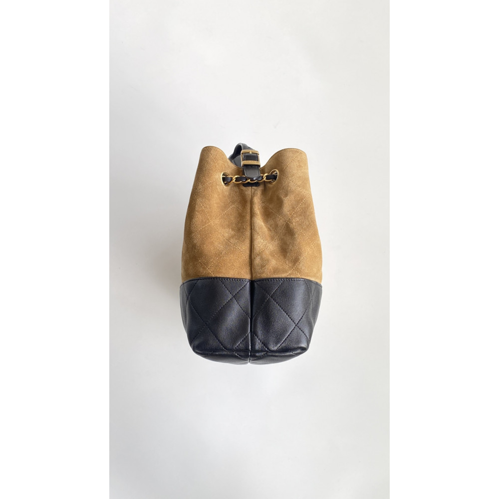 Chanel 25A large color-blocked shopping bag