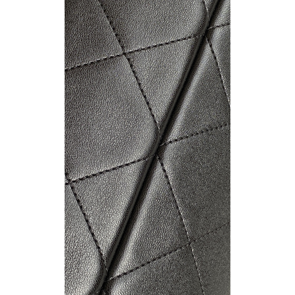 Chanel 25A large color-blocked shopping bag