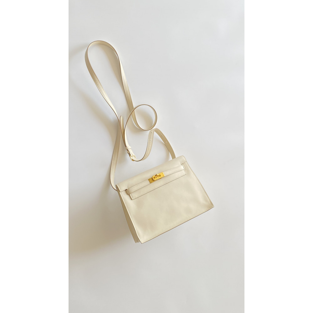 Hermès Kelly Danse "Milkshake White" classic dancing bag