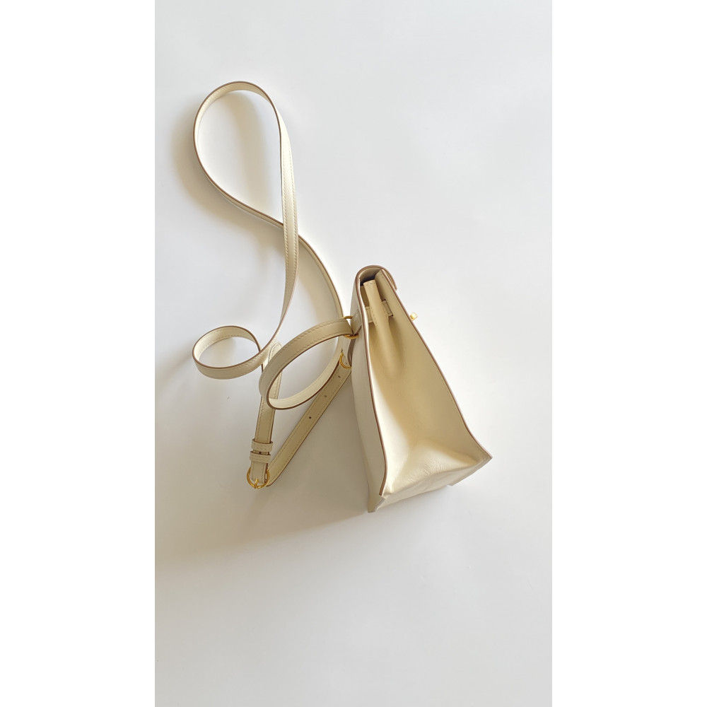 Hermès Kelly Danse "Milkshake White" classic dancing bag