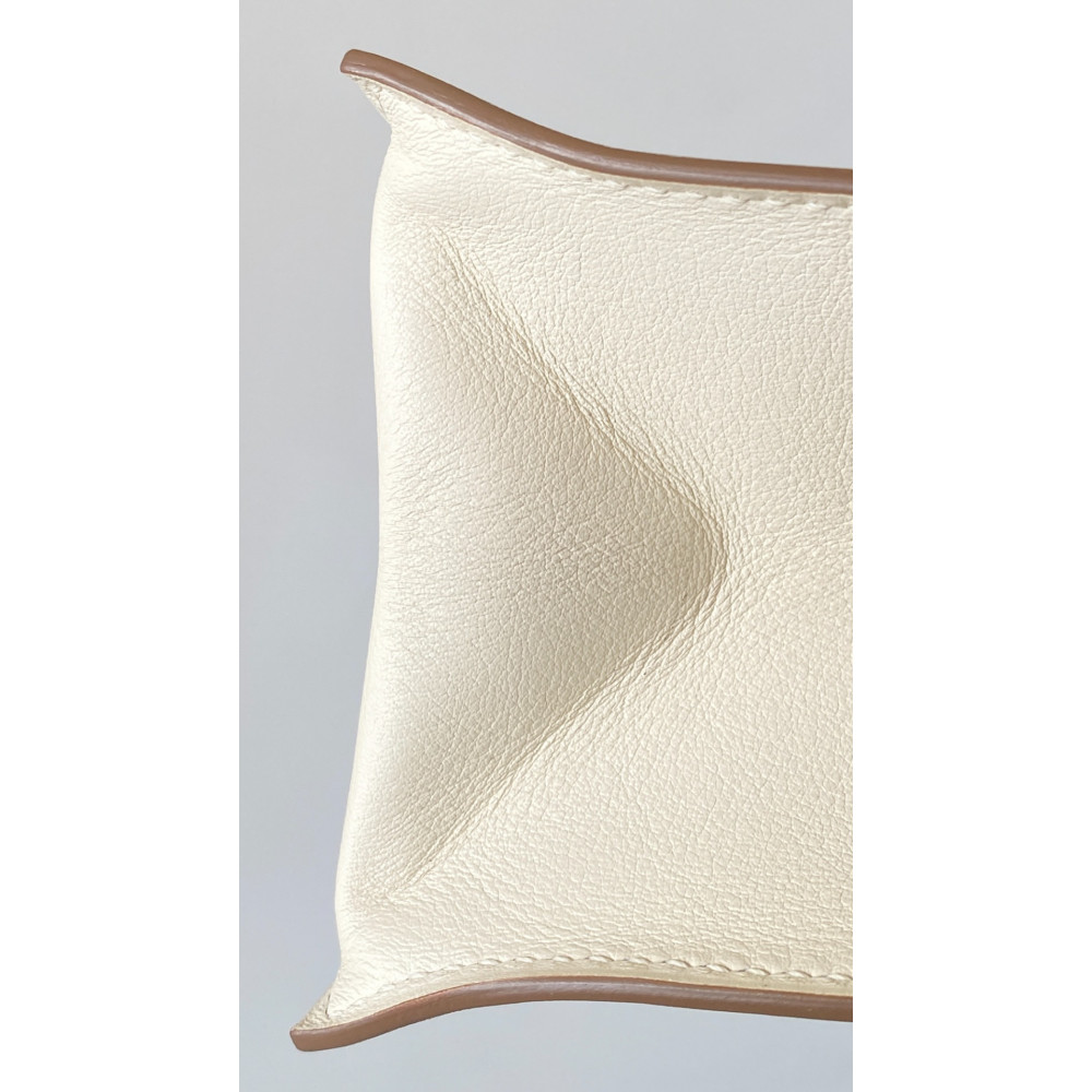 Hermès Kelly Danse "Milkshake White" classic dancing bag